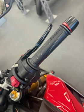 Ducati Streetfighter V2 S | Auto.bg — изображение 6 Ducati Streetfighter V2 S | Auto.bg — изображение 6