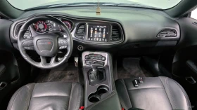 Dodge Challenger 5.7* КОЖА* ОБДУХВ* ПАНО | Auto.bg — изображение 5 Dodge Challenger 5.7* КОЖА* ОБДУХВ* ПАНО | Auto.bg — изображение 5