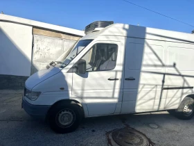 Mercedes-Benz Sprinter 310d хладилен, перфектен | Auto.bg — изображение 7 Mercedes-Benz Sprinter 310d хладилен, перфектен | Auto.bg — изображение 7