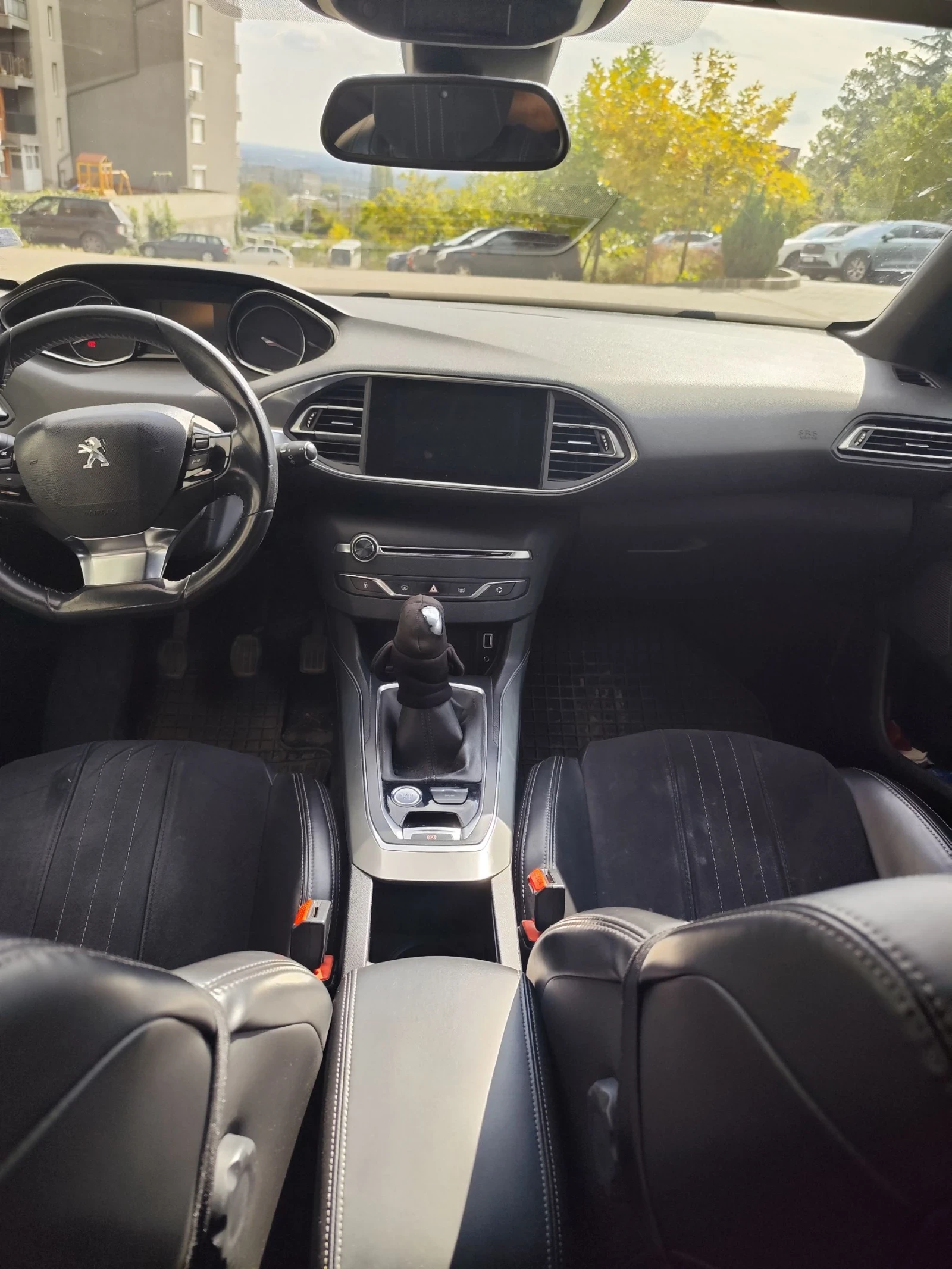 Peugeot 308 2.0 bluehdi 150 - изображение 5 | Auto.bg Peugeot 308 2.0 bluehdi 150 - изображение 5