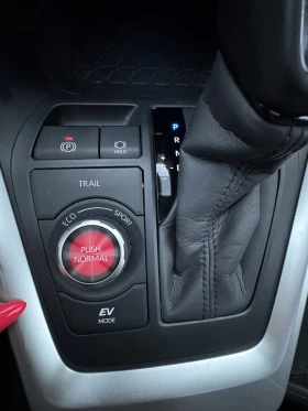 Toyota Rav4 XSE Hybrid AWD | Auto.bg — изображение 13 Toyota Rav4 XSE Hybrid AWD | Auto.bg — изображение 13