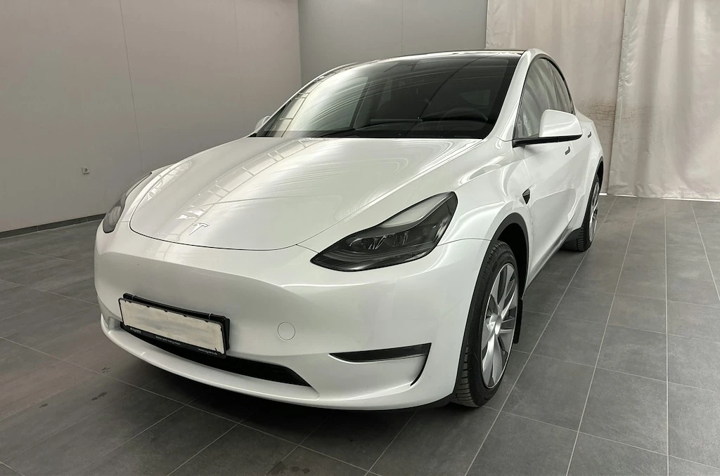 Tesla Model Y Long Range AWD Giga Berlin ОЧАКВАН ВНОС! | Auto.bg — изображение 1 Tesla Model Y Long Range AWD Giga Berlin ОЧАКВАН ВНОС! | Auto.bg — изображение 1