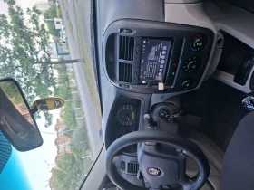 Kia Cerato 1.5 CRDi - 1600 € / 3129.33 лв. - 43556532 12 | Car24.bg Kia Cerato 1.5 CRDi - 1600 € / 3129.33 лв. - 43556532 12