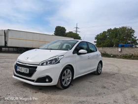 Снимка Peugeot 208