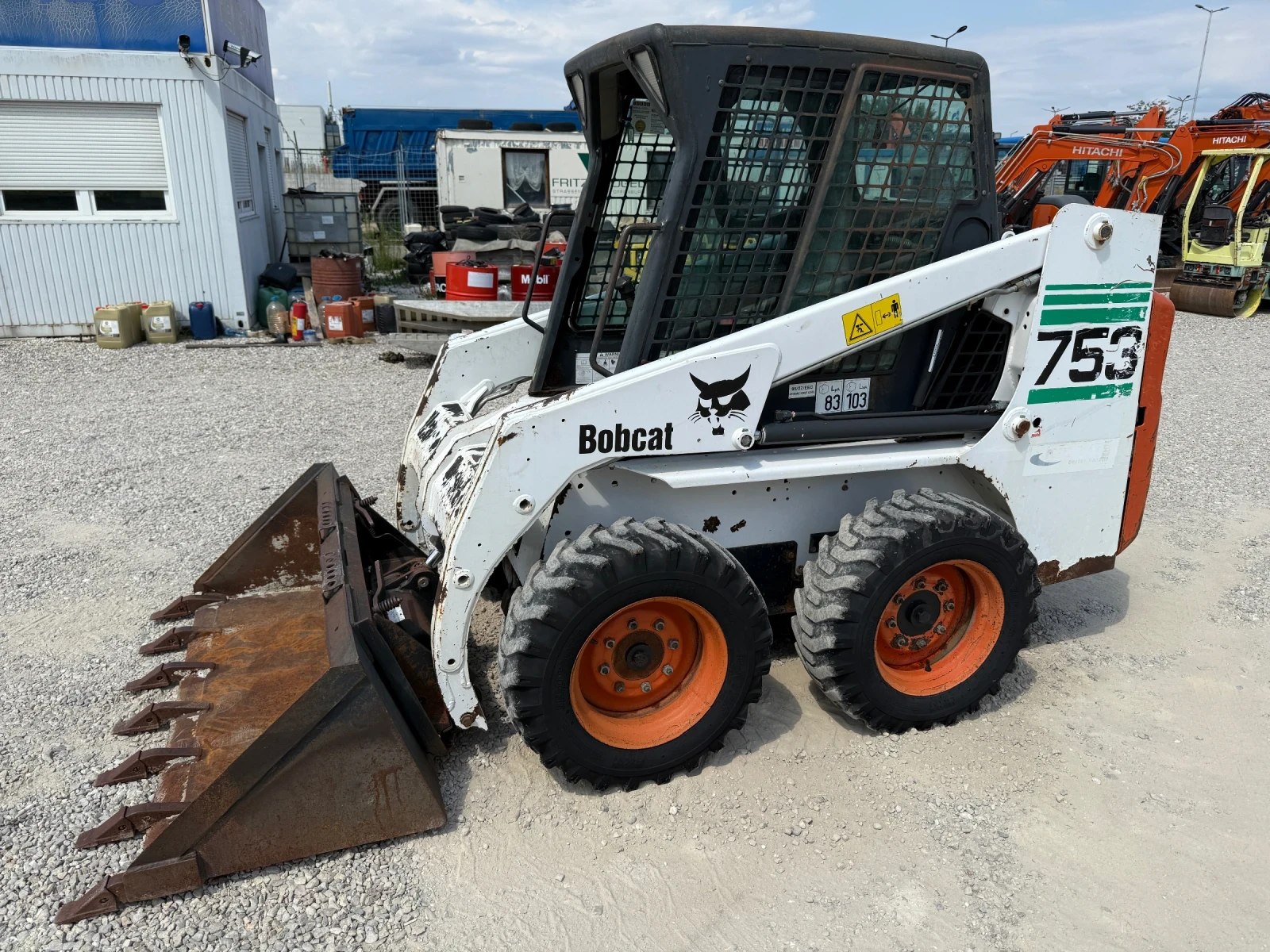 Мини челни товарачи Bobcat 753 - изображение 3 | Auto.bg Мини челни товарачи Bobcat 753 - изображение 3