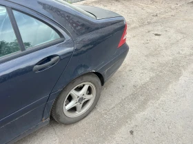 Mercedes-Benz C 240 - 995 € / 1946.05 лв. - 43860894 6 | Car24.bg Mercedes-Benz C 240 - 995 € / 1946.05 лв. - 43860894 6