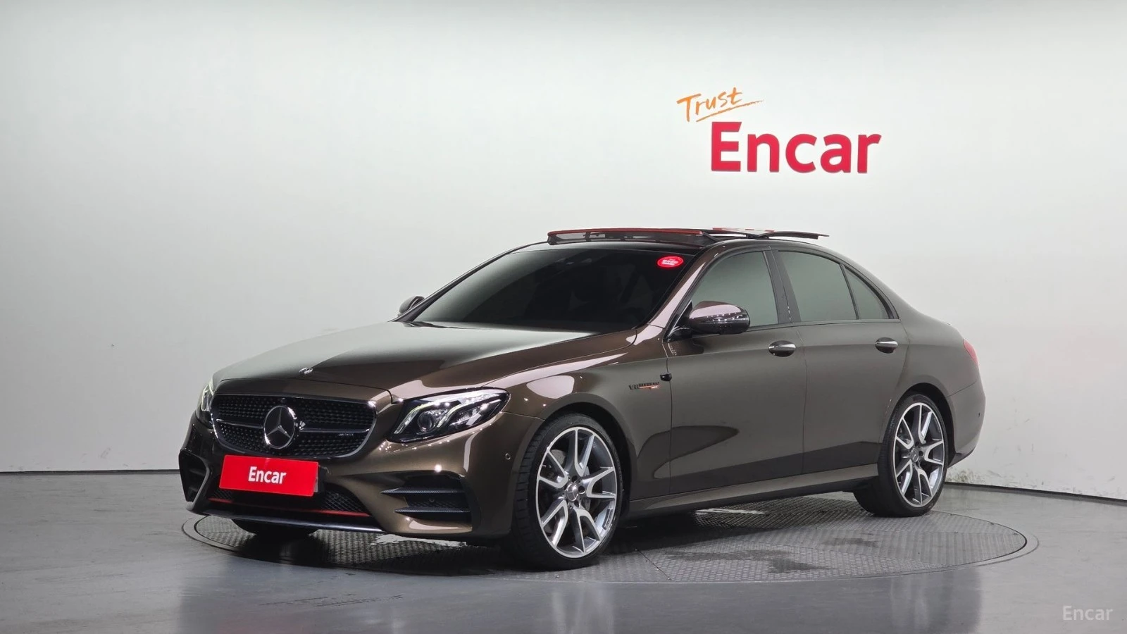 Mercedes-Benz E 43 AMG 4MATIC* ДИСТРОНИК* ПОДГРЕВ* ОБДУХВАНЕ* 360* HUD* | Auto.bg — изображение 1 Mercedes-Benz E 43 AMG 4MATIC* ДИСТРОНИК* ПОДГРЕВ* ОБДУХВАНЕ* 360* HUD* | Auto.bg — изображение 1