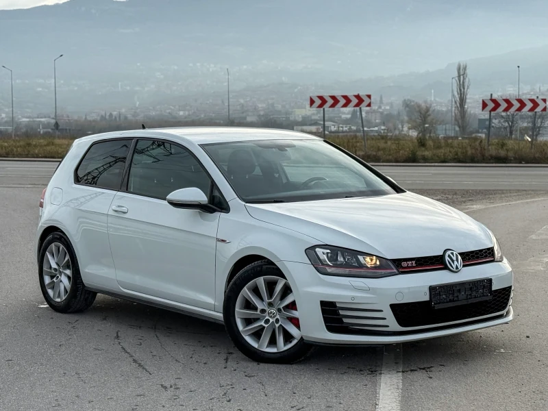 VW Golf VII GTI PERFORMANCE - 26999 лв. / 13804.37 € - 50791662 1 | Car24.bg VW Golf VII GTI PERFORMANCE - 26999 лв. / 13804.37 € - 50791662 1
