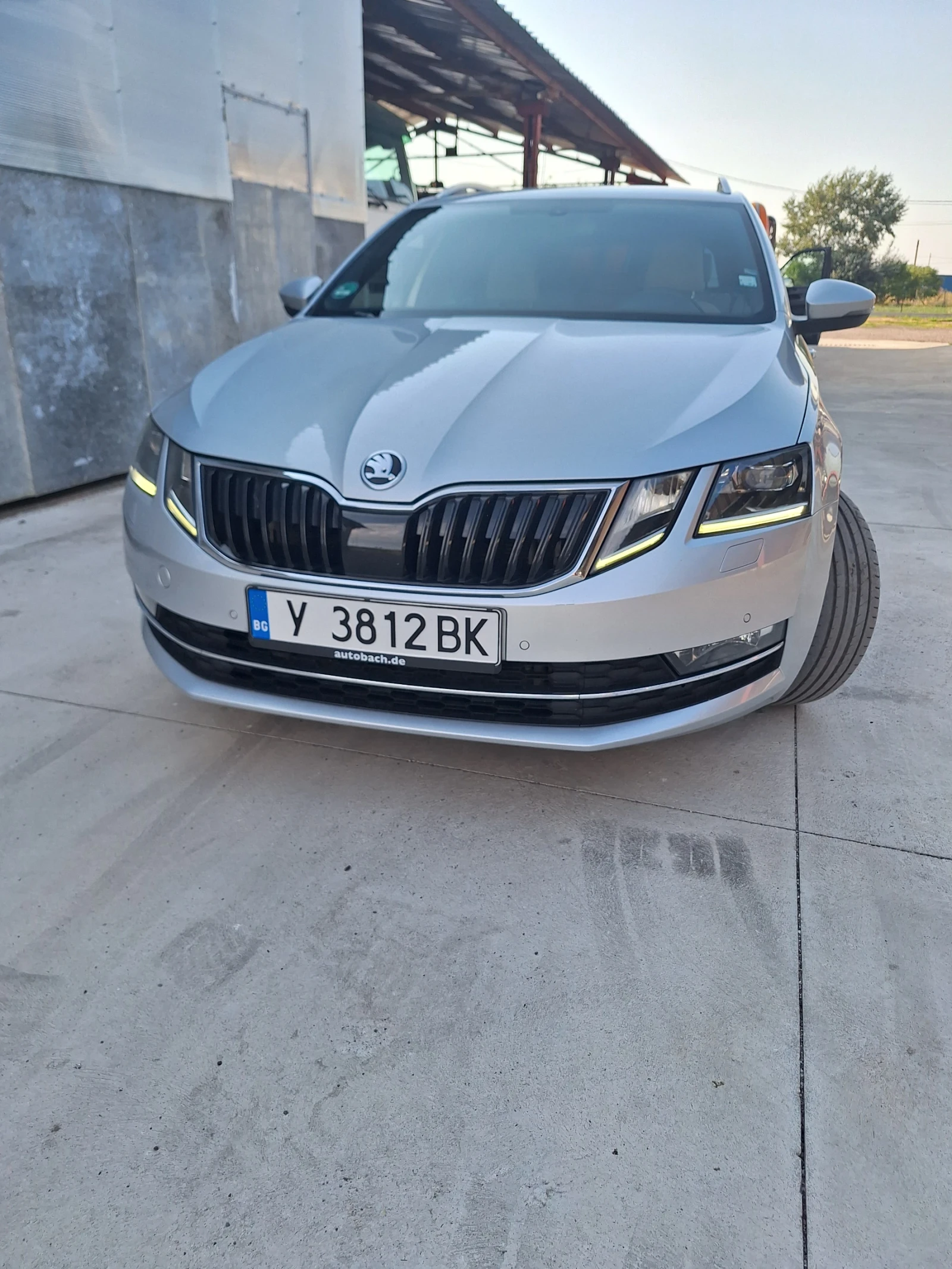 Skoda Octavia undefined | Auto.bg — изображение 1 Skoda Octavia undefined | Auto.bg — изображение 1