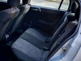 Opel Astra 1.6MI(75)* АВТОМАТИК* КЛИМАТИК* COMFORT-EDITION* - 1999 € / 3909.70 лв. - 83382513 15 | Car24.bg Opel Astra 1.6MI(75)* АВТОМАТИК* КЛИМАТИК* COMFORT-EDITION* - 1999 € / 3909.70 лв. - 83382513 15