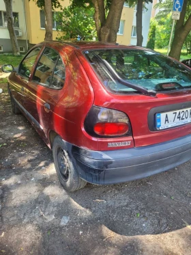 Renault Megane 1.4 i - 800 € / 1564.66 лв. - 47115965 3 | Car24.bg Renault Megane 1.4 i - 800 € / 1564.66 лв. - 47115965 3
