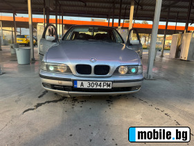     BMW 520 I ~4 400 .