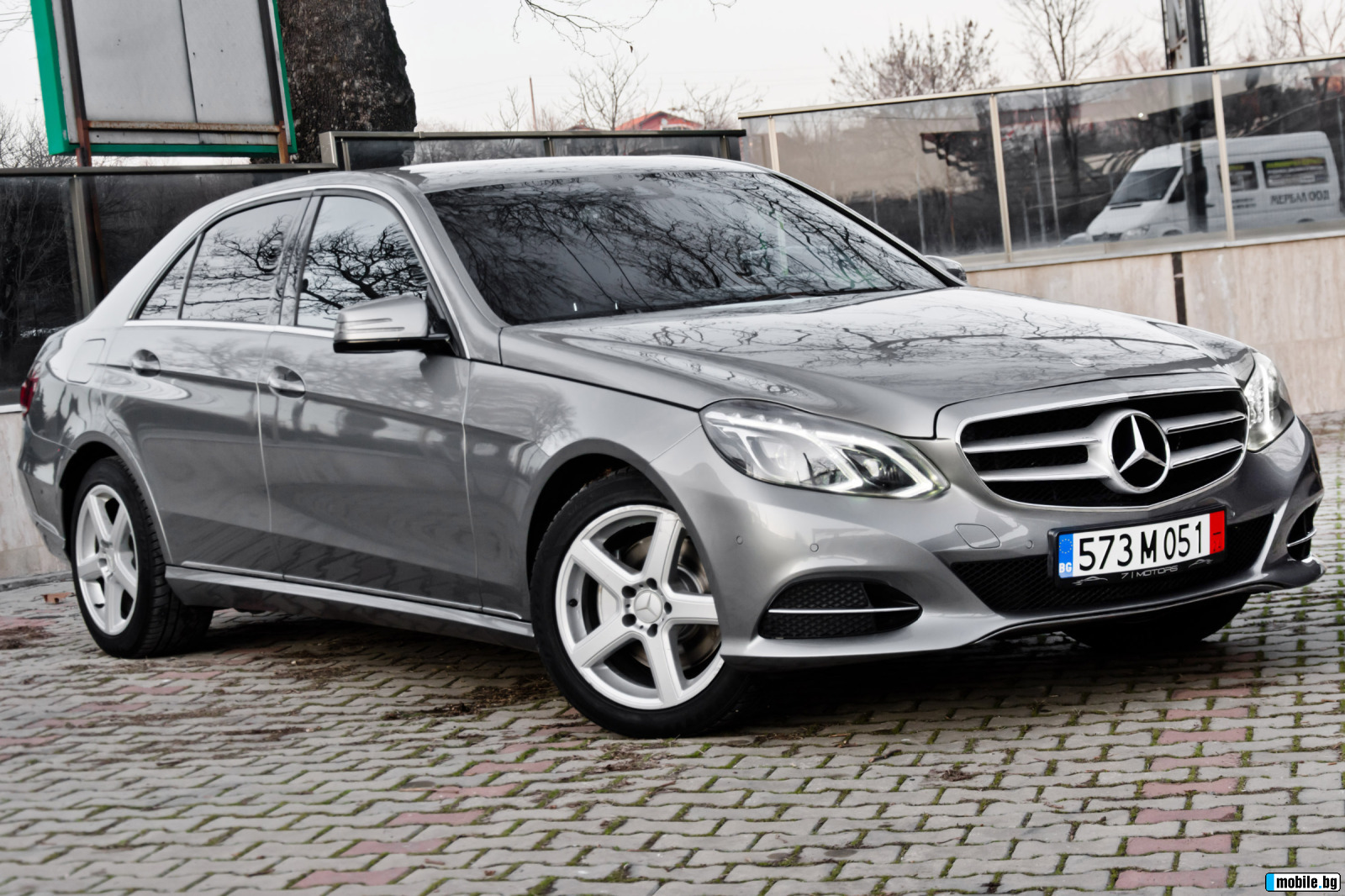Вижте всички снимки за Mercedes-Benz E 250 4x4/DESIGNO/ILS/FULL