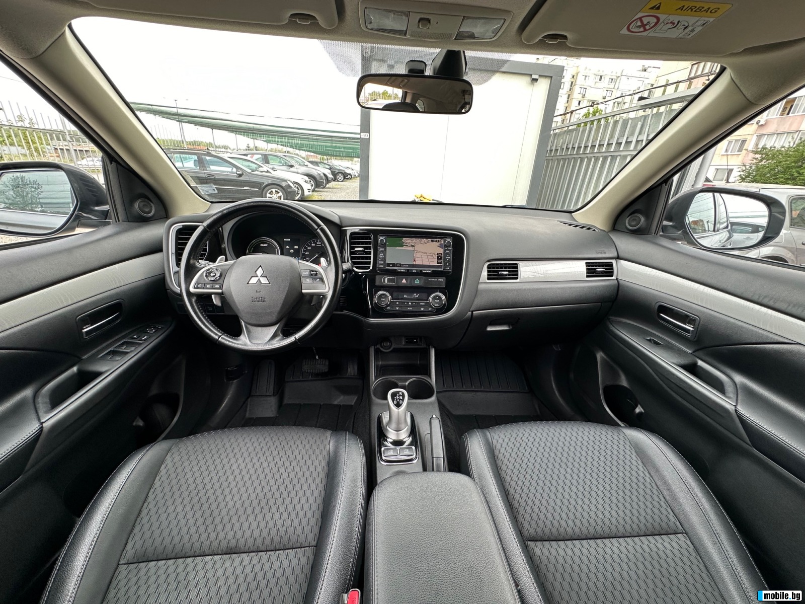 Mitsubishi Outlander PHEV* 4WD* * *  | Mobile.bg   11