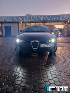     Alfa Romeo 159 ~6 800 .
