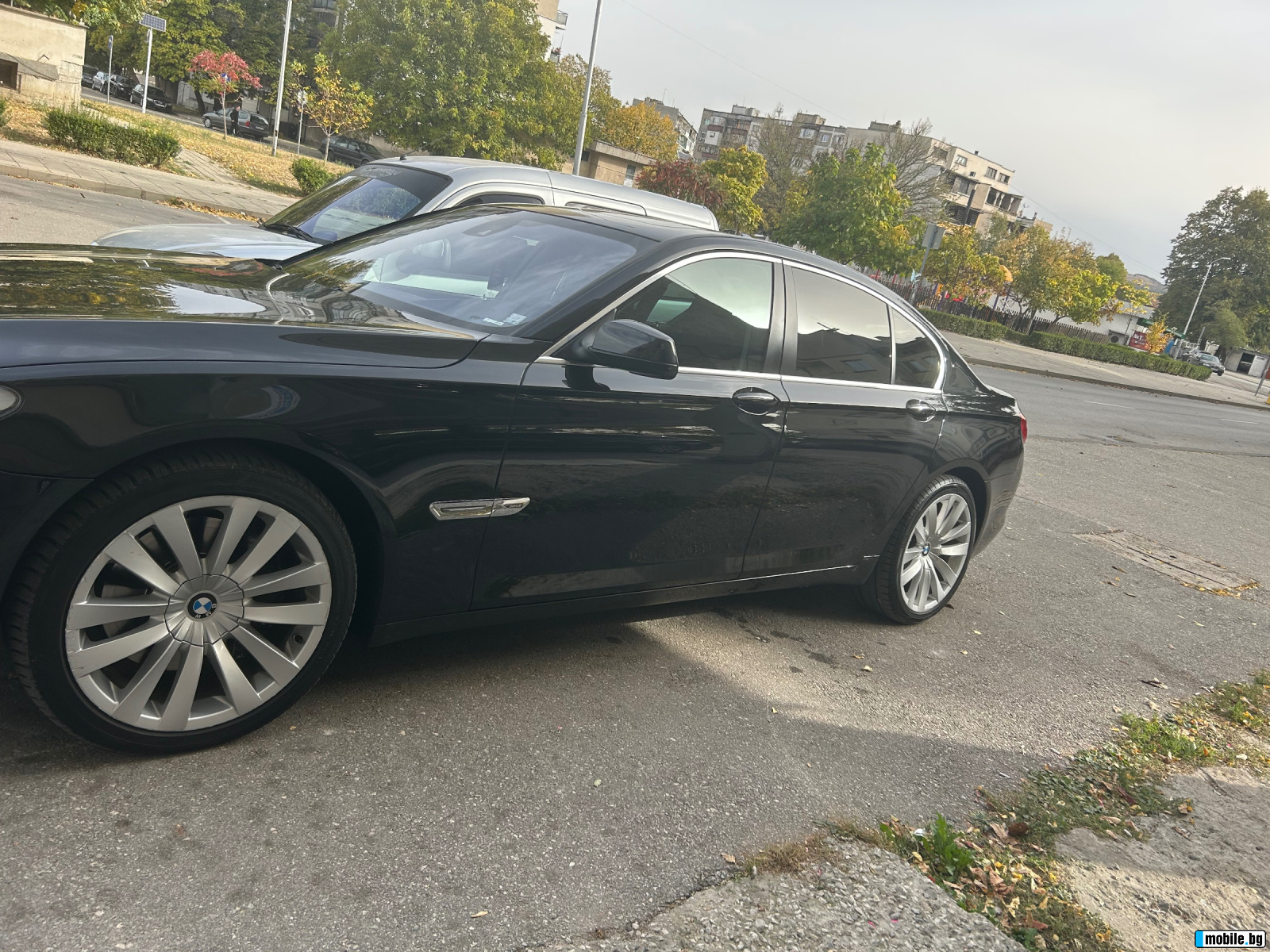 BMW 750 | Mobile.bg   4