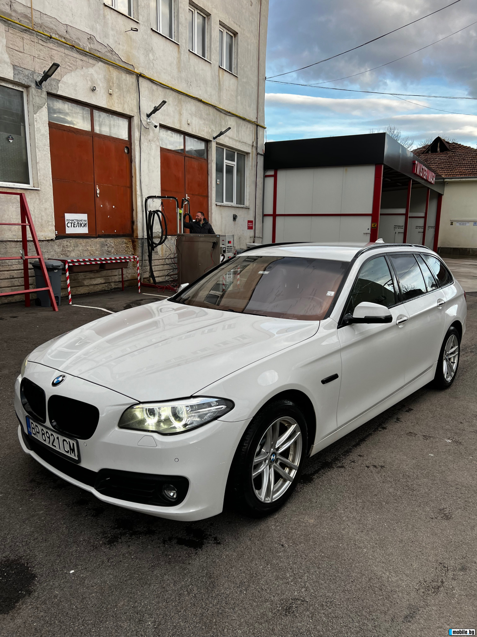 BMW 518 2.0d facelift digital speed | Mobile.bg   1