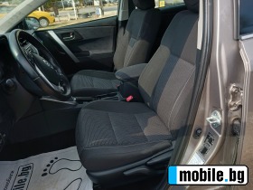 Toyota Auris  | Mobile.bg   10