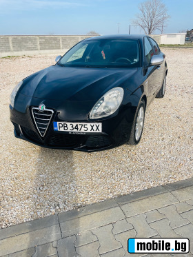     Alfa Romeo Giulietta Abarth  ~12 499 .