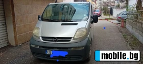     Opel Vivaro ~8 700 .