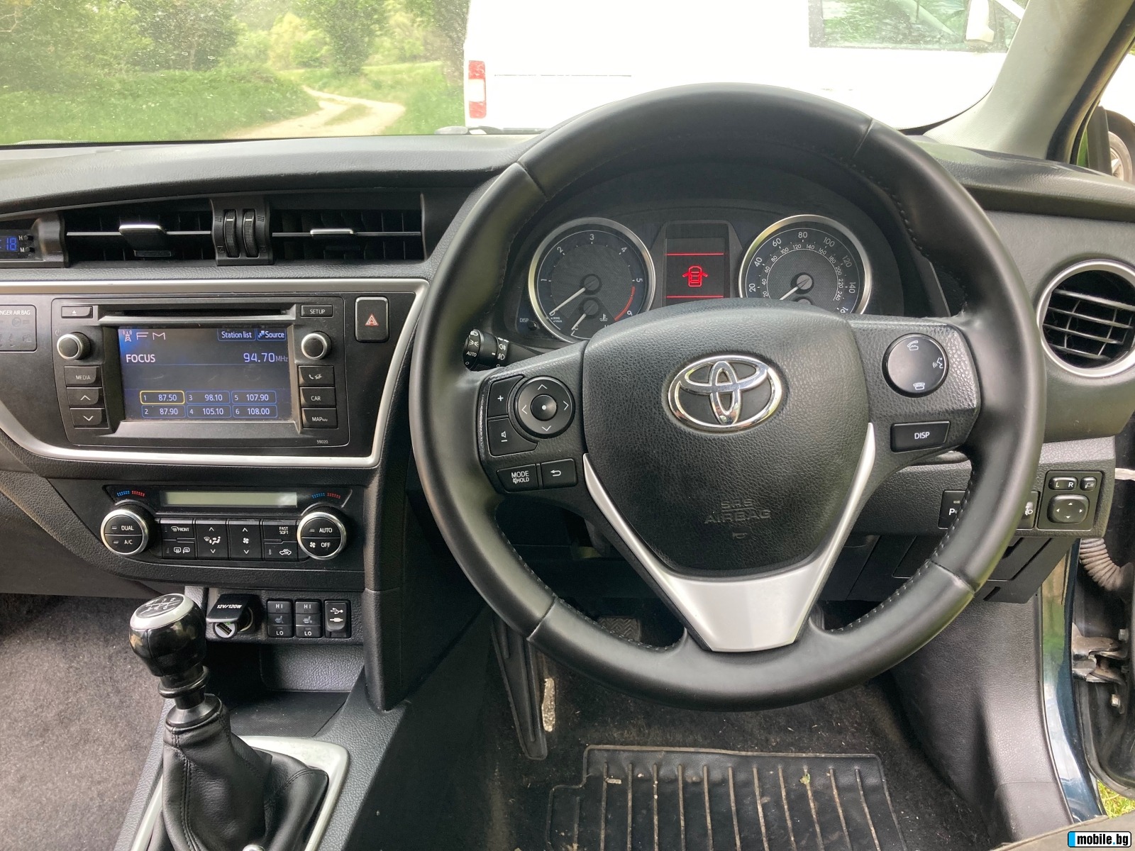 Toyota Auris 1.4D4D 90.  / / | Mobile.bg   13