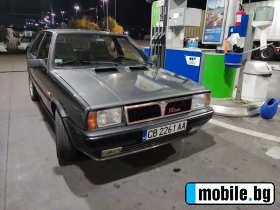     Lancia Delta ~8 899 EUR