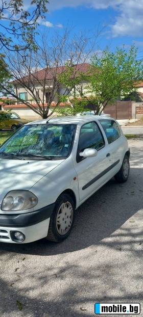     Renault Clio ~1 999 .