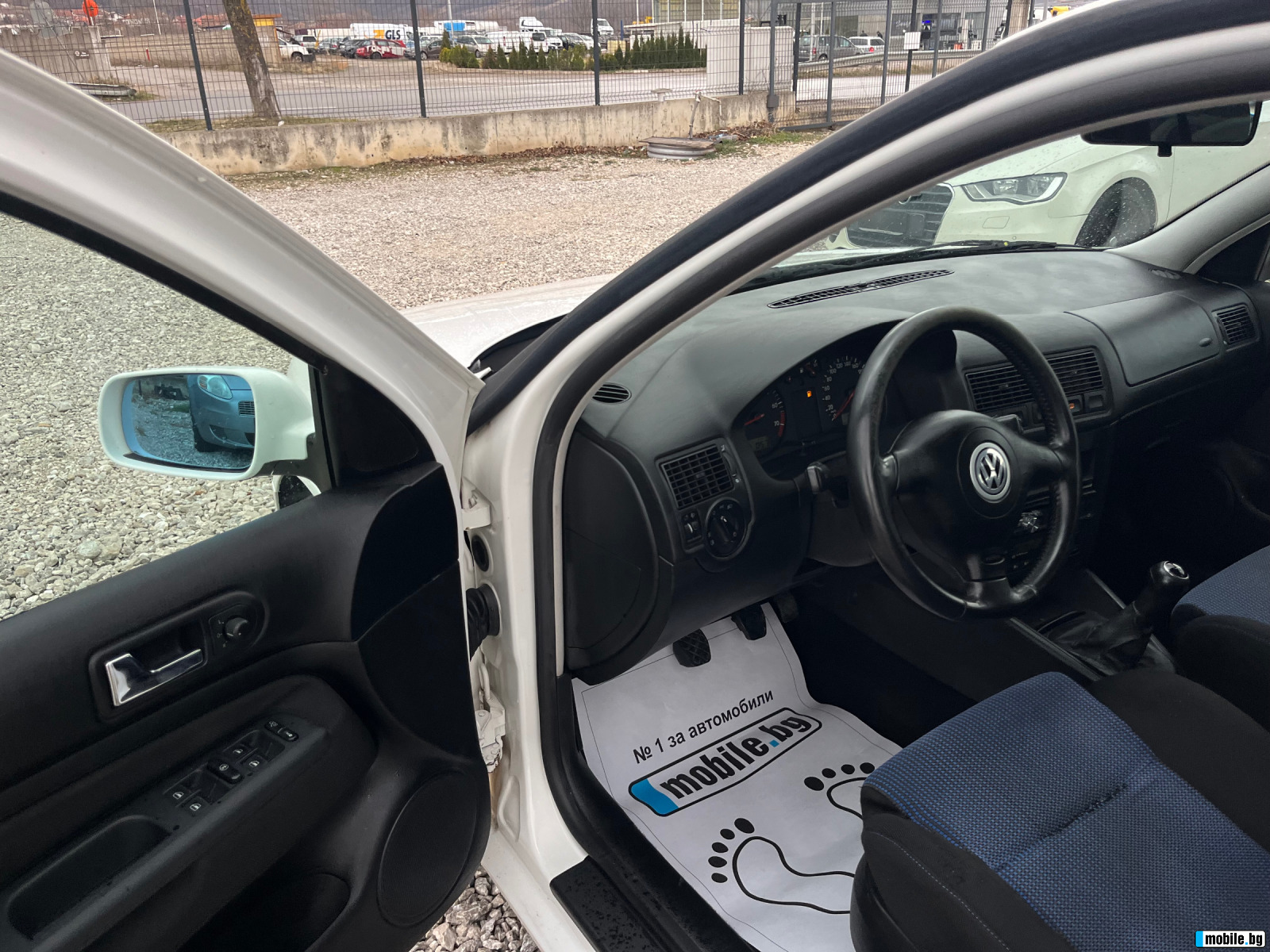 VW Golf 1.6i  | Mobile.bg   12