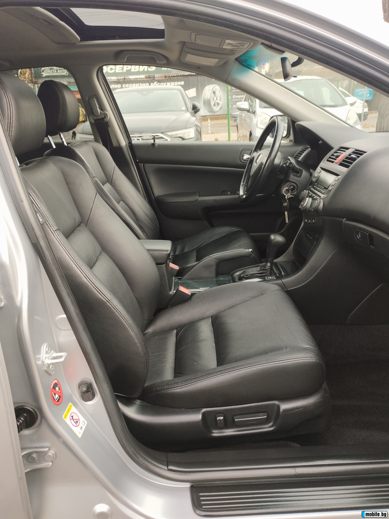 Honda Accord 2.4 executive automatic  | Mobile.bg   11
