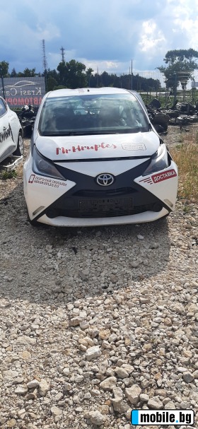 Обява за продажба на Toyota Aygo 1.0i
