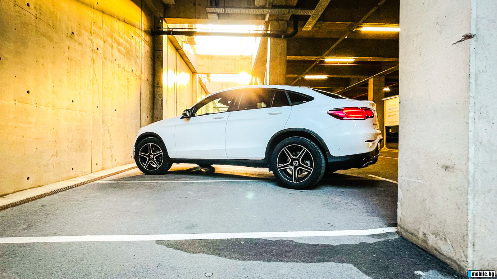 Mercedes-Benz GLC 220 COUPE, AMG, 4MATIC,  | Mobile.bg   6