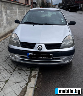     Renault Clio ~2 500 .
