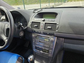 Toyota Avensis 1.8 I, снимка 13