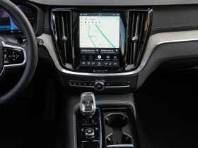 Volvo V60 T8* AWD* Ultra Black Edition* B&W | Auto.bg — изображение 7