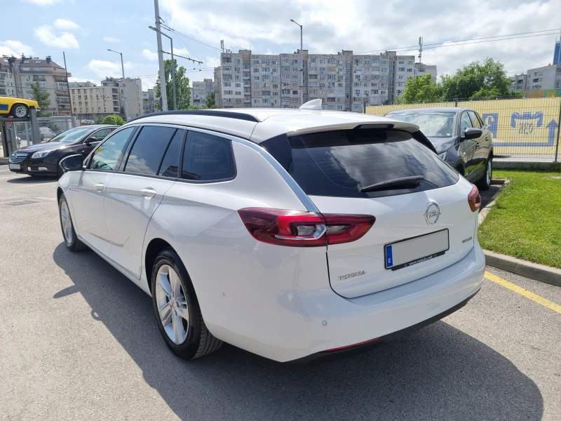 Opel Insignia SPORTS TOURER 1.5 TURBO, снимка 4 - Автомобили и джипове - 47245012