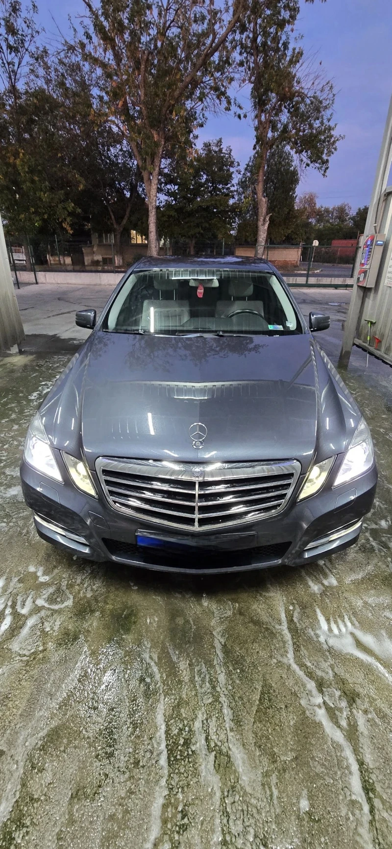 Mercedes-Benz E 350 AIR MATIC 4X4, снимка 17 - Автомобили и джипове - 47466784