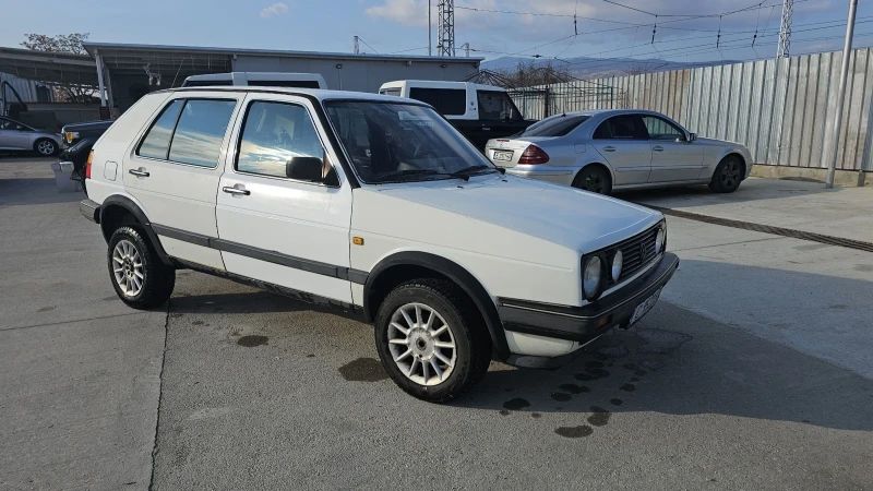 VW Golf 1.3, снимка 13 - Автомобили и джипове - 48480882