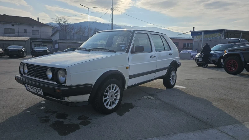 VW Golf 1.3, снимка 10 - Автомобили и джипове - 48480882