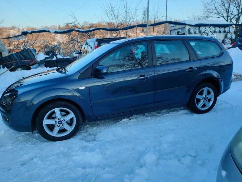 Ford Focus 1.6tdci-90ks., снимка 4 - Автомобили и джипове - 49225035