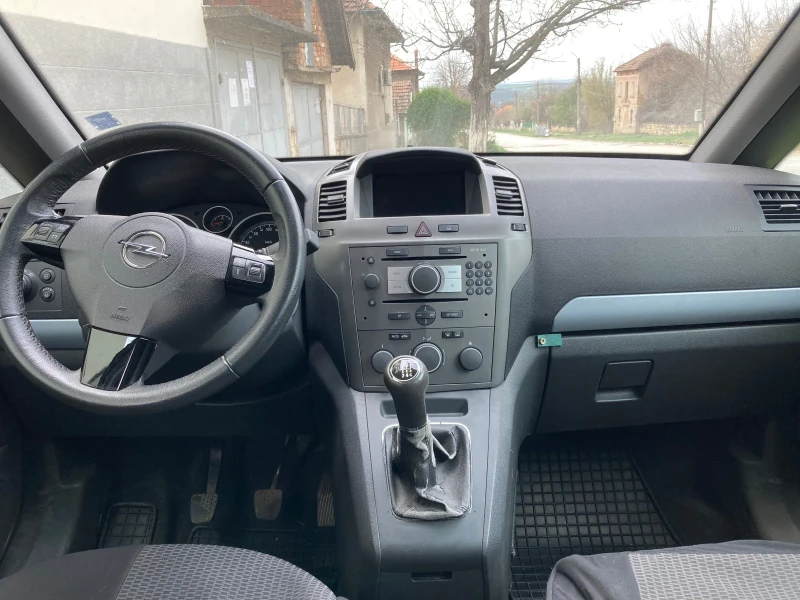 Opel Zafira 1.9TDCI, снимка 10 - Автомобили и джипове - 52591405