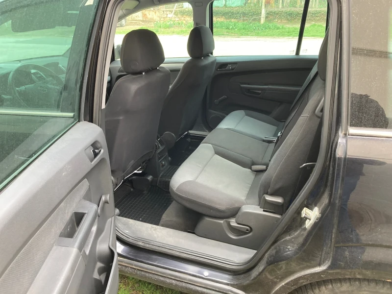 Opel Zafira 1.9TDCI, снимка 8 - Автомобили и джипове - 52591405