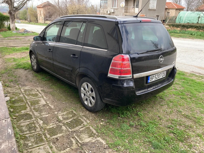 Opel Zafira 1.9TDCI, снимка 2 - Автомобили и джипове - 52591405