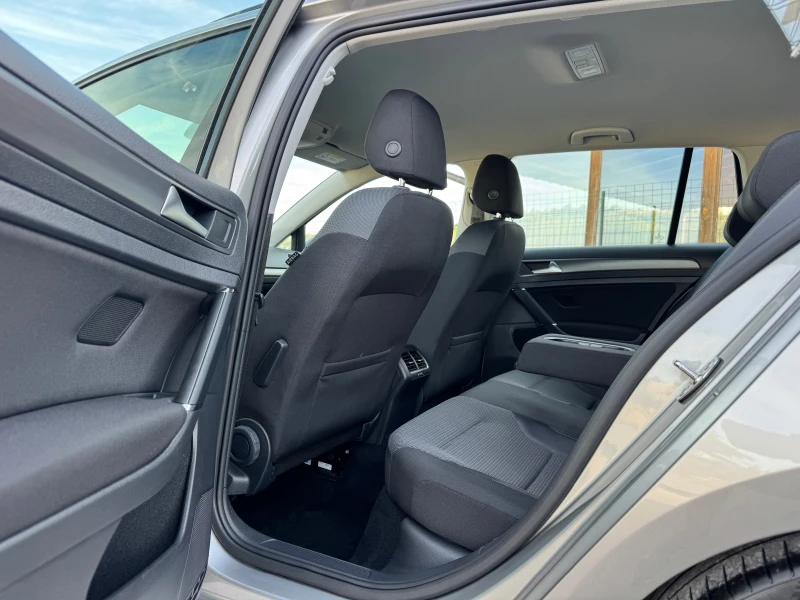 VW Golf 1.4TSI-FACELIFT, снимка 11 - Автомобили и джипове - 51501400