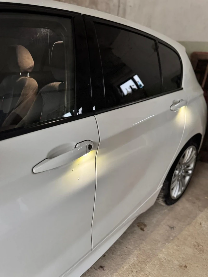 BMW 118 Швейцария M Paket Lci, снимка 17 - Автомобили и джипове - 52869654