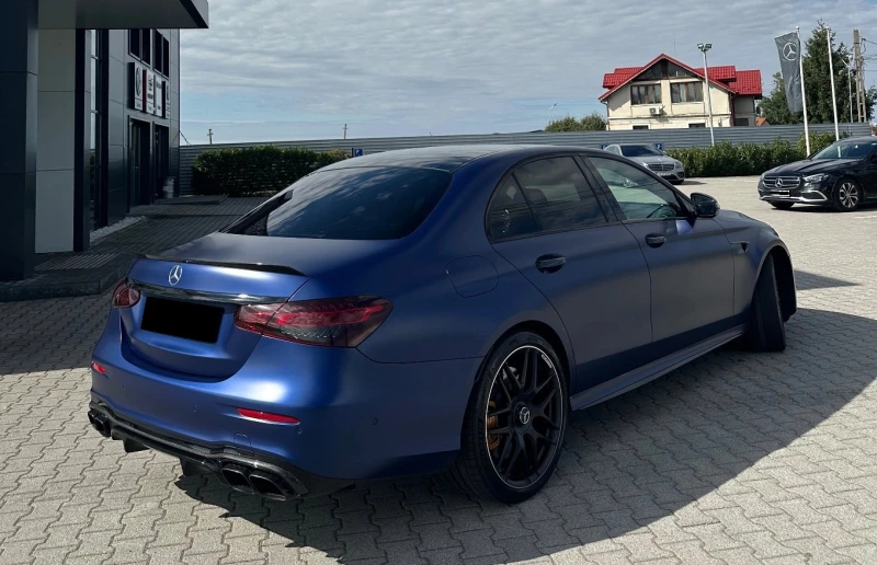 Mercedes-Benz E 63 AMG S 4MATIC+ , снимка 4 - Автомобили и джипове - 52946306