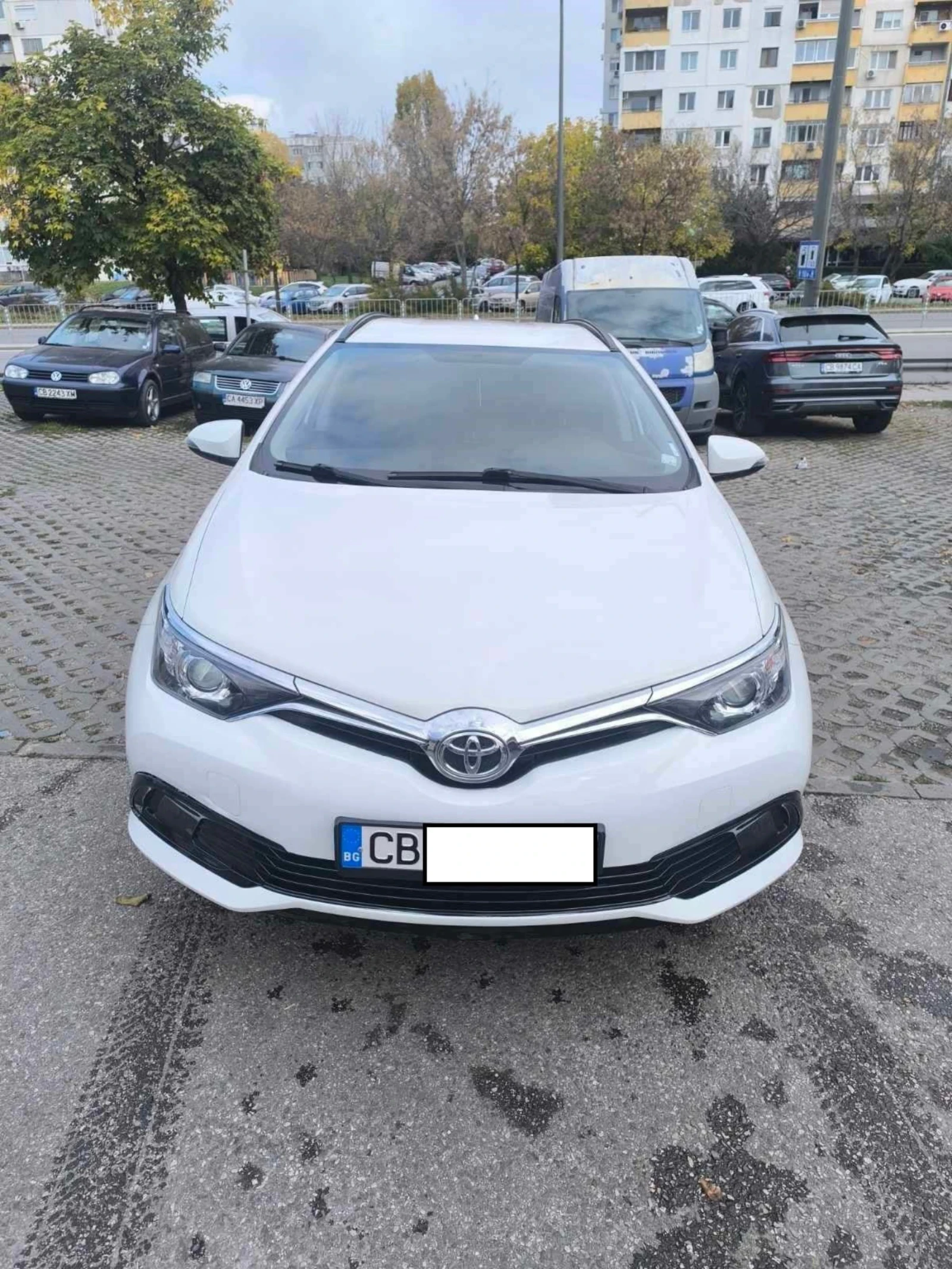 Toyota Auris Toyota Auris Touring Sports  - изображение 3