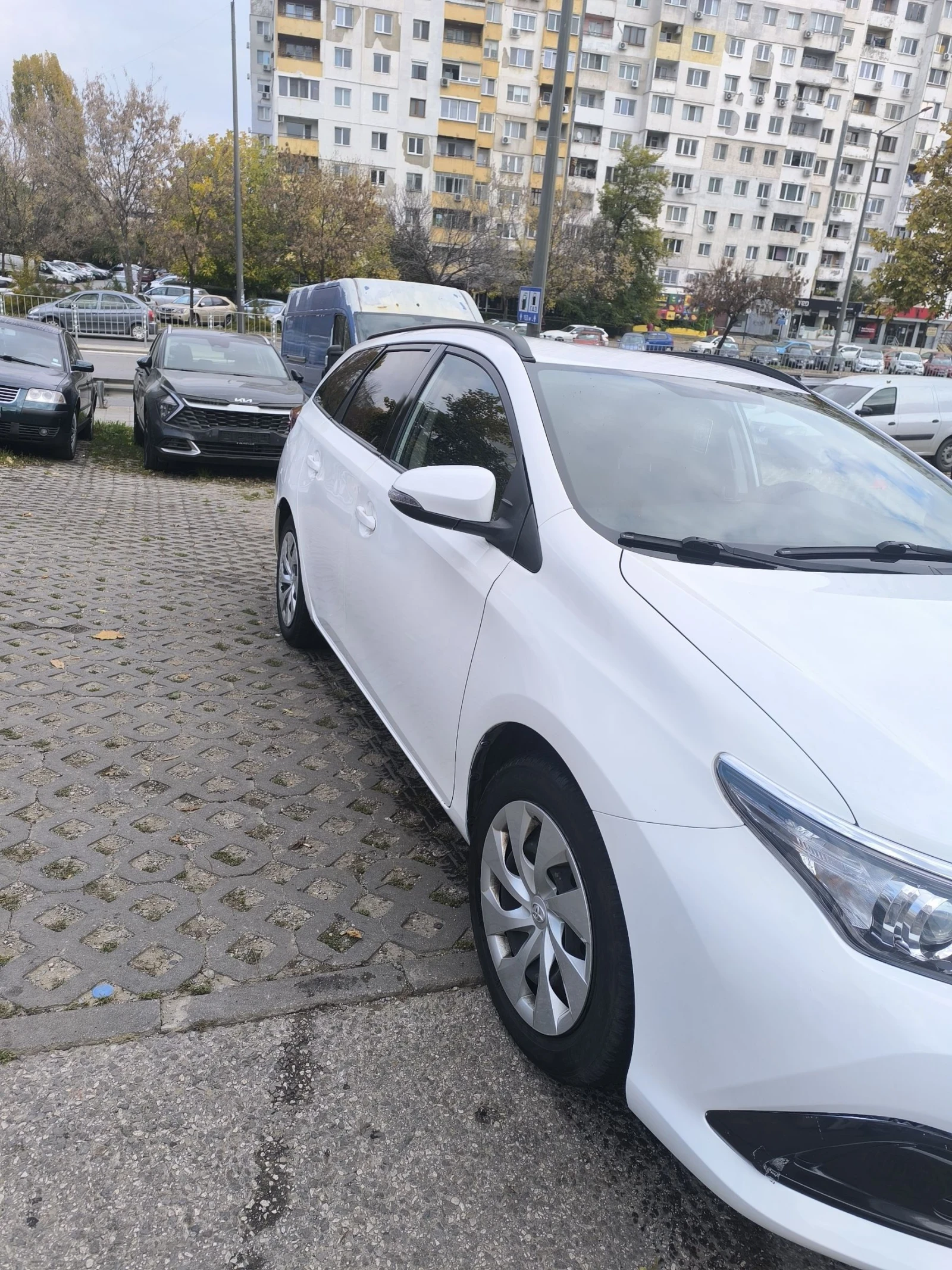 Toyota Auris Toyota Auris Touring Sports  - изображение 5