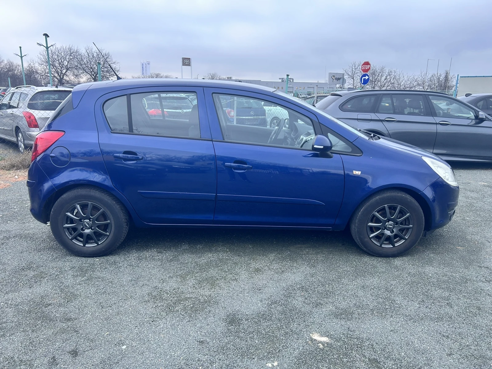 Opel Corsa 1.2 16V Klima/Tempomat - изображение 6