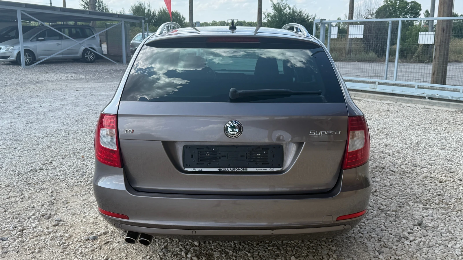 Skoda Superb 2.0TDI-140к.с.-EURO 5-ВНОС ИТАЛИЯ - изображение 5