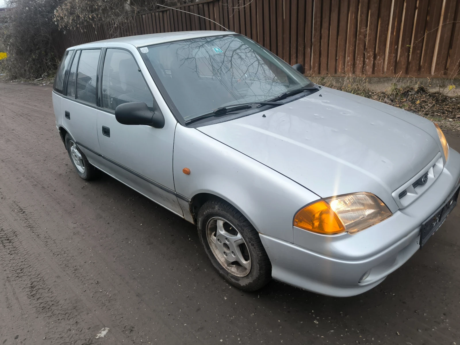Subaru Justy  | Mobile.bg   5